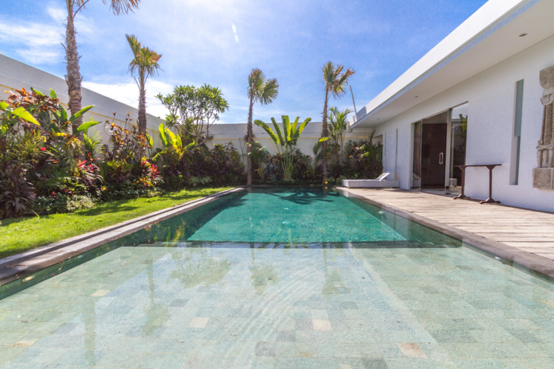Luxury 3-Bedroom Villa Near Seminyak Attractions, Bali Villa 1157