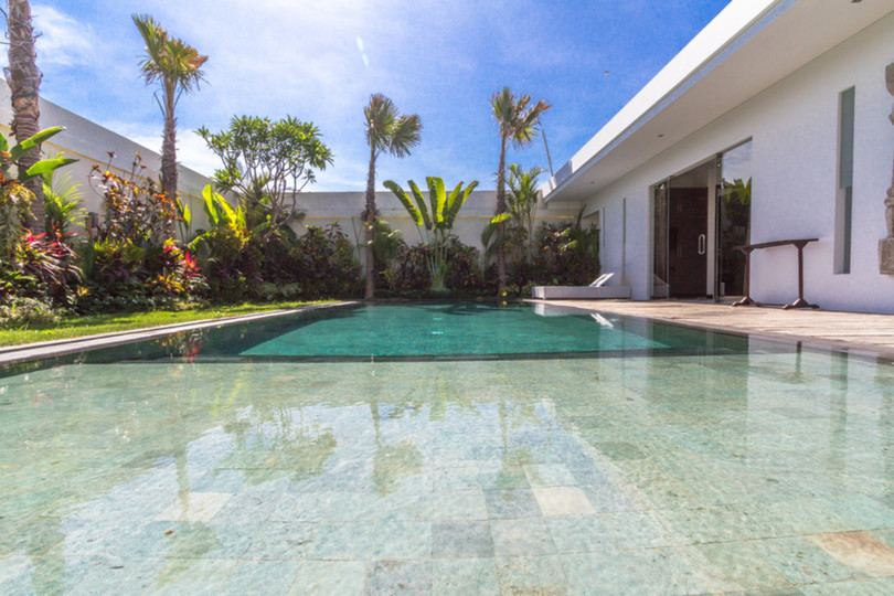 Luxury 3-Bedroom Villa Near Seminyak Attractions, Bali Villa 1157