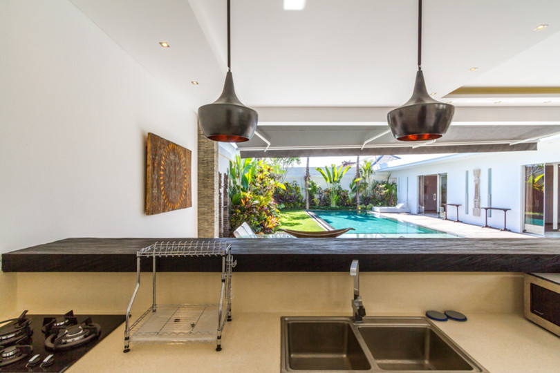 Luxury 3-Bedroom Villa Near Seminyak Attractions, Bali Villa 1157