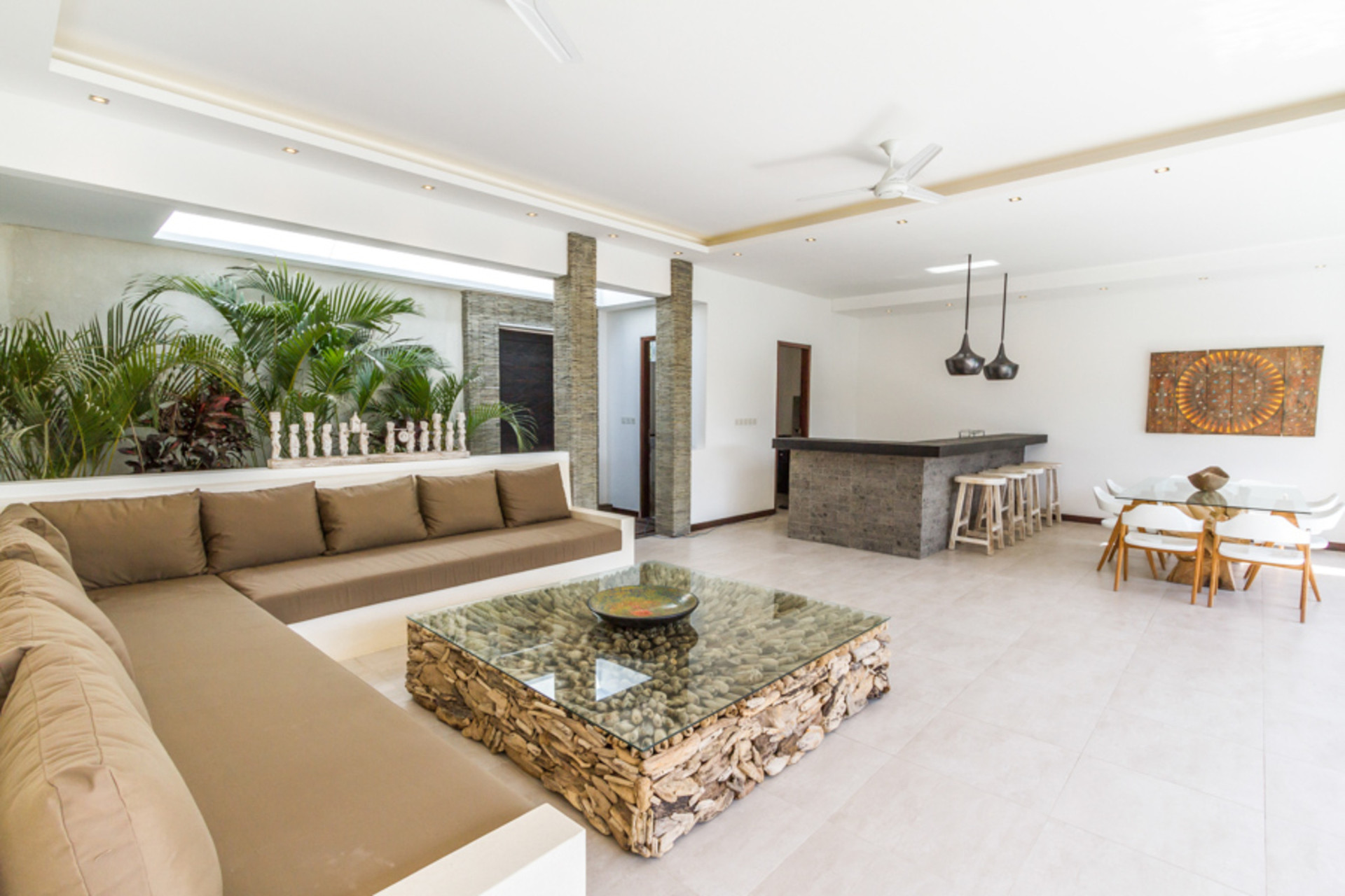 Luxury 3-Bedroom Villa Near Seminyak Attractions, Bali Villa 1157