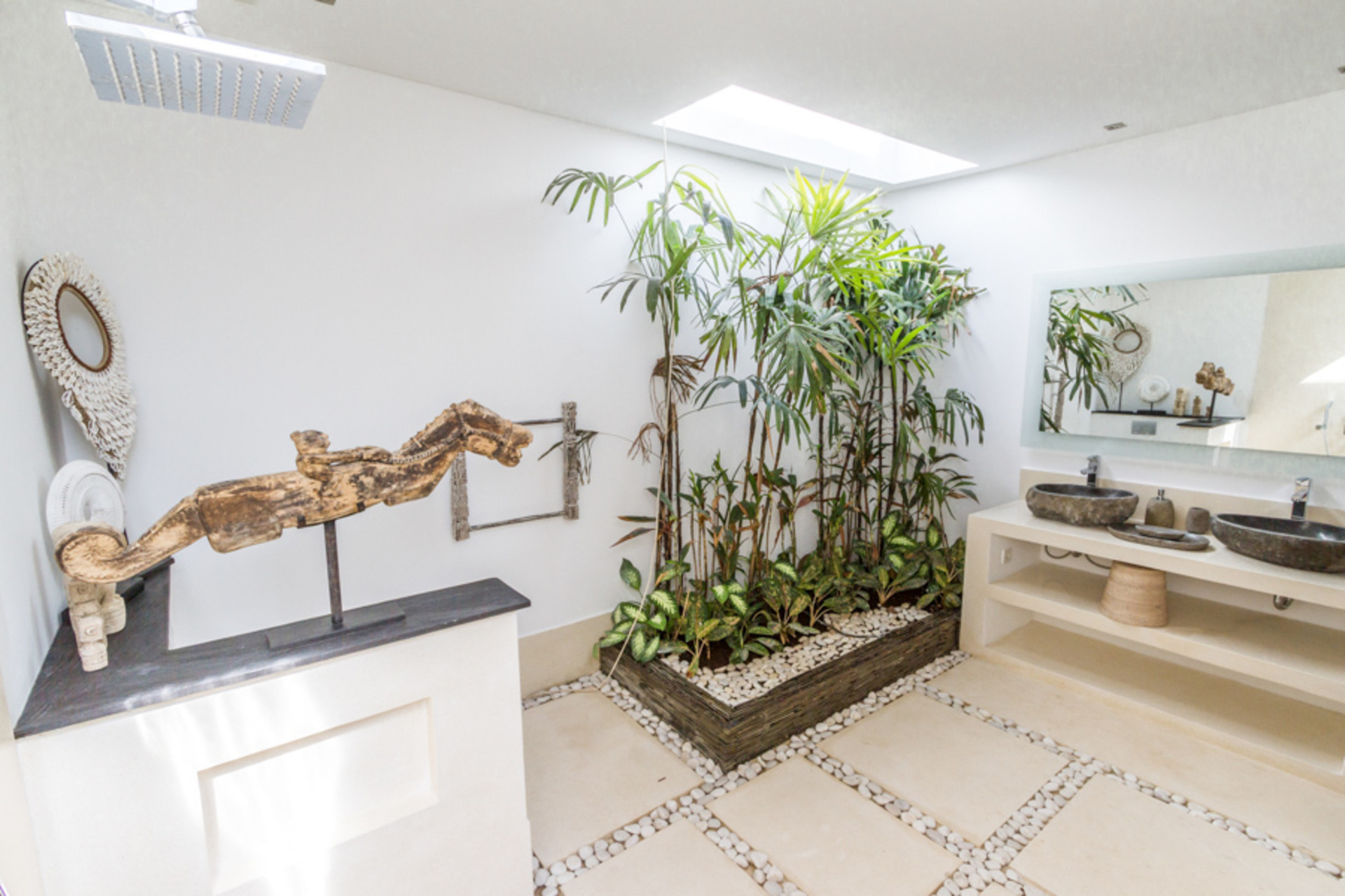 Luxury 3-Bedroom Villa Near Seminyak Attractions, Bali Villa 1157