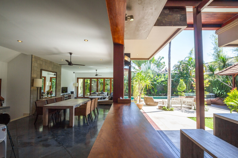 Luxury 5BR Family Villa Near Seminyak, Bali Villa 1167