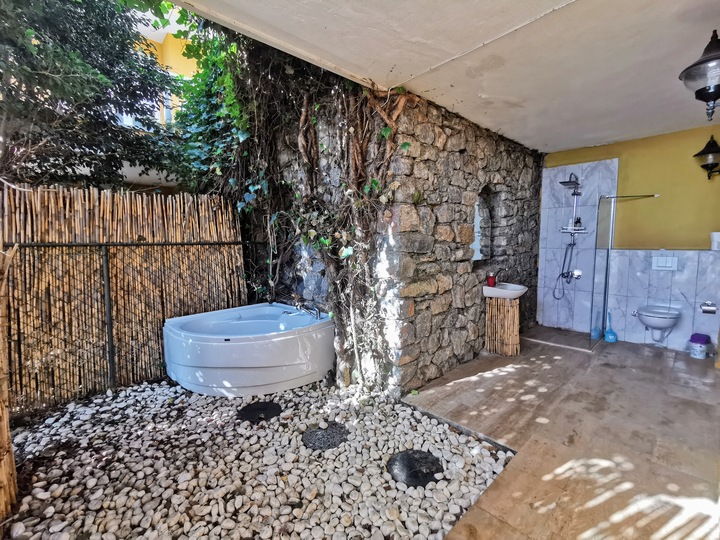 5 Star Villa Prestige – Mountain and Sea Luxury