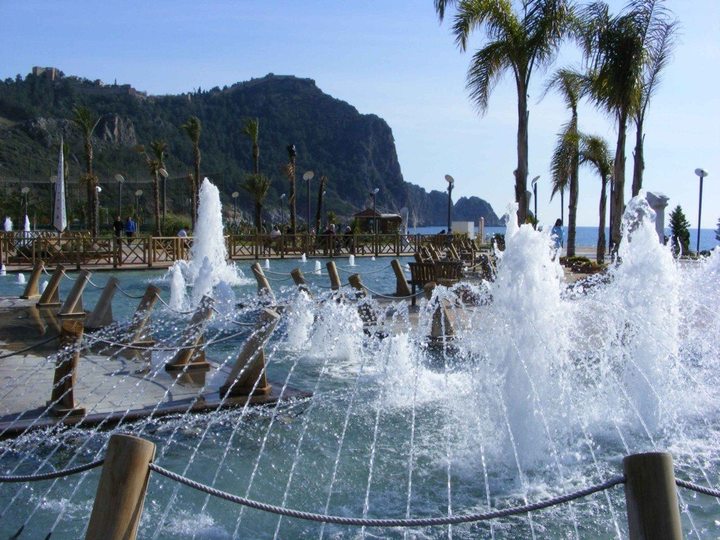 water fountains at Alanya harbour