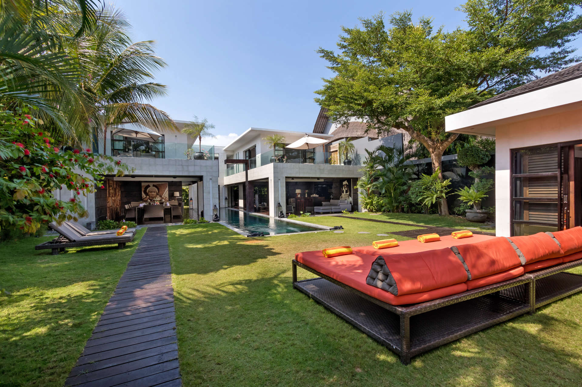 5 Bedroom Holiday Villa in Seminyak with Private Pool, Bali Villa 2001