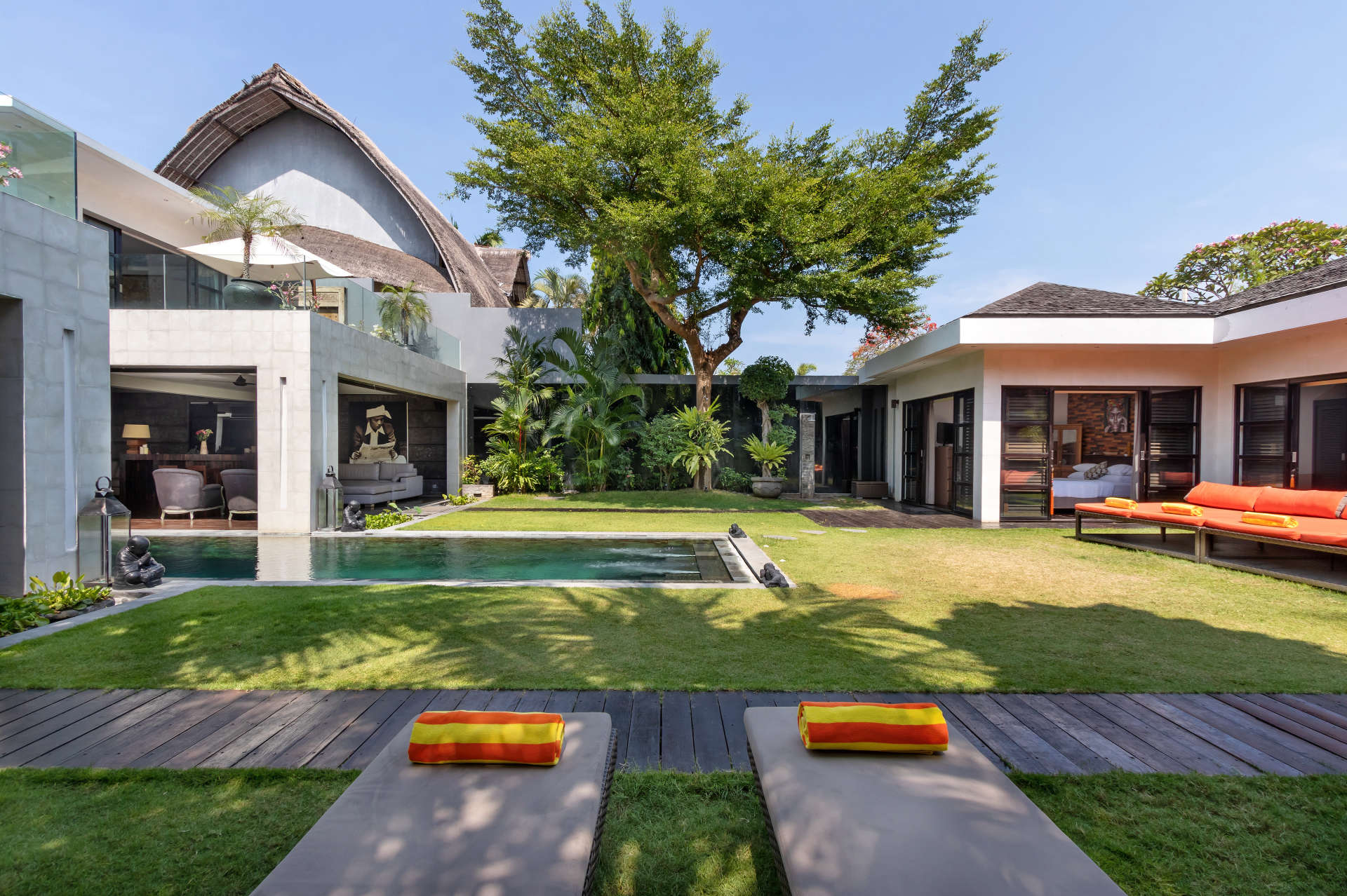 5 Bedroom Holiday Villa in Seminyak with Private Pool, Bali Villa 2001