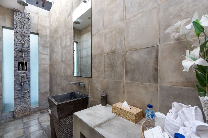 5 Bedroom Holiday Villa in Seminyak with Private Pool, Bali Villa 2001