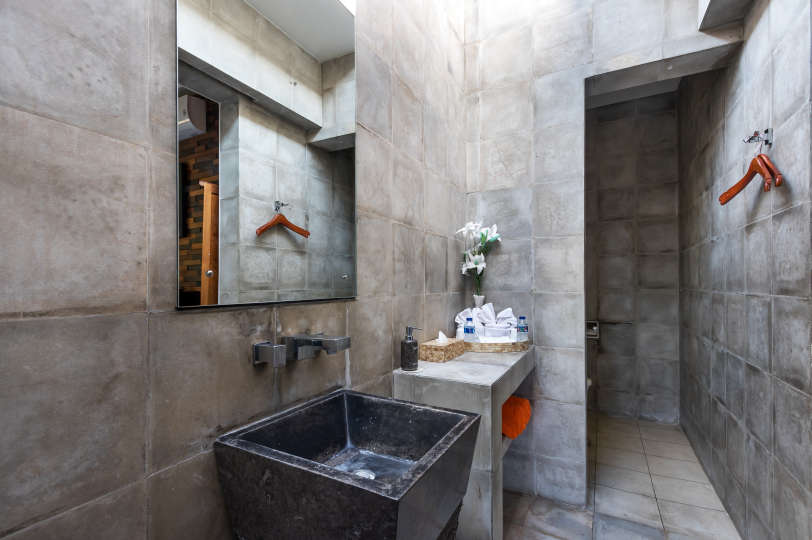 5 Bedroom Holiday Villa in Seminyak with Private Pool, Bali Villa 2001
