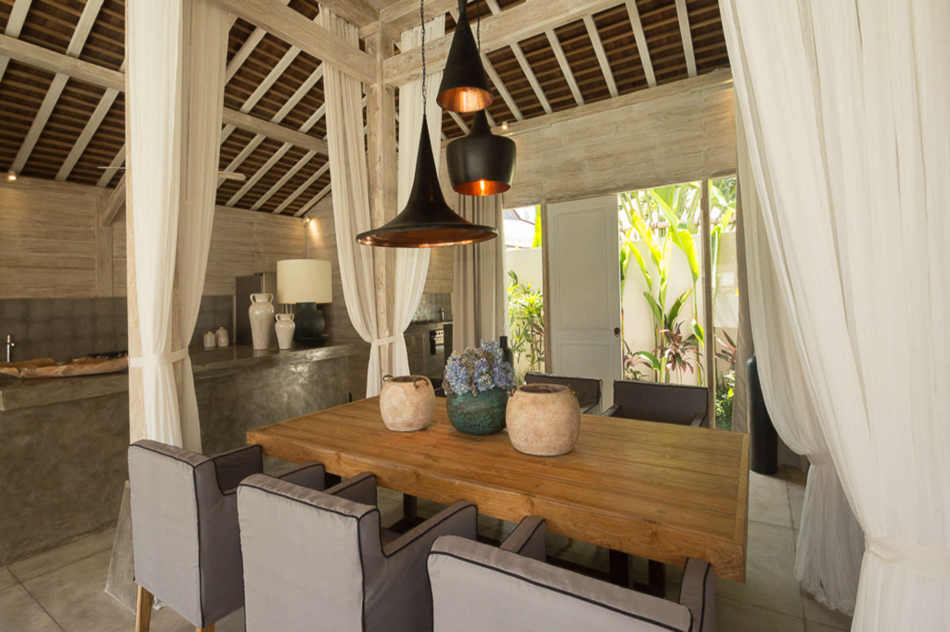 Beautiful 5 Star Holiday Villa in a Prime Location in Kerobokan, Bali Villa 2006