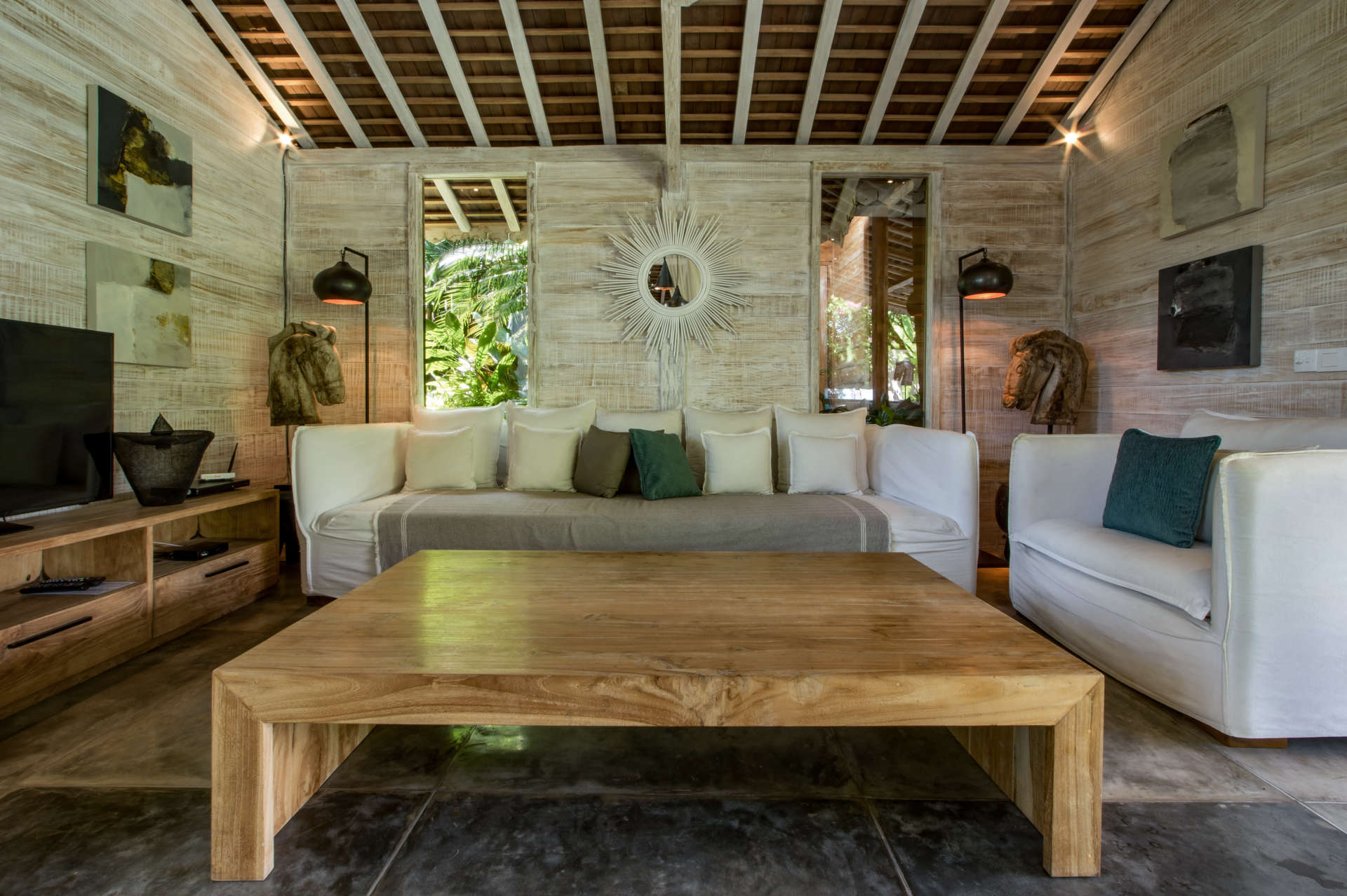 Picture Relaxing Beside Your Private Pool in Kerobokan, Bali Villa 2007