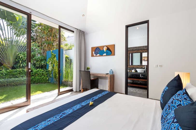 Beautiful 5 Star Holiday Villa in a Prime Location in Seminyak, Book Early to Secure Your Dates, Villa Bali 2016