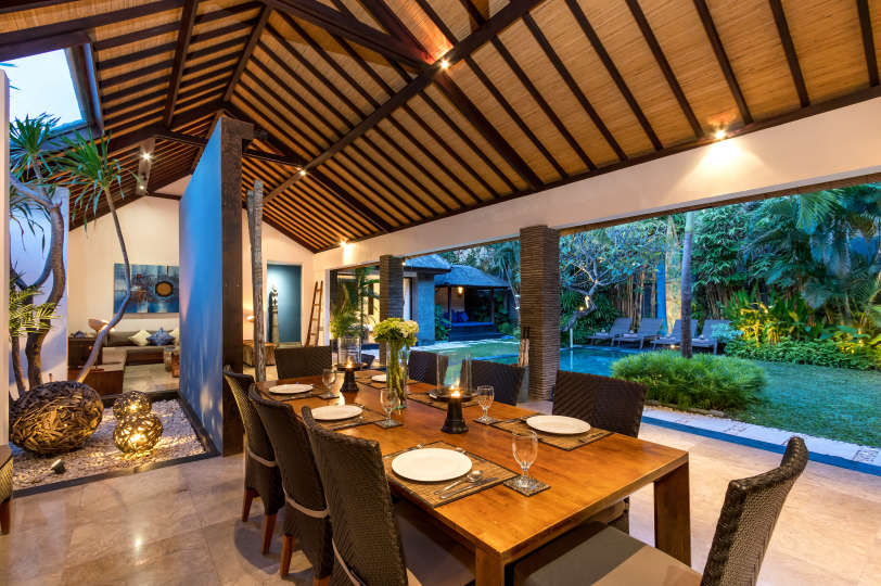 Beautiful 5 Star Holiday Villa in a Prime Location in Seminyak, Book Early to Secure Your Dates, Villa Bali 2016