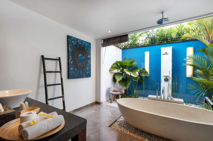 Beautiful 5 Star Holiday Villa in a Prime Location in Seminyak, Book Early to Secure Your Dates, Villa Bali 2016