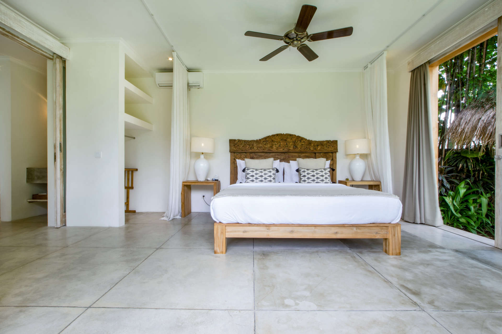 Luxury 5 Bedroom Villa with Private Pool, Bali Villa 2022