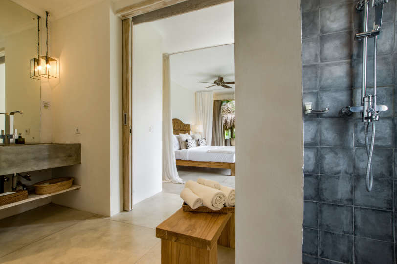 Luxury 5 Bedroom Villa with Private Pool, Bali Villa 2022