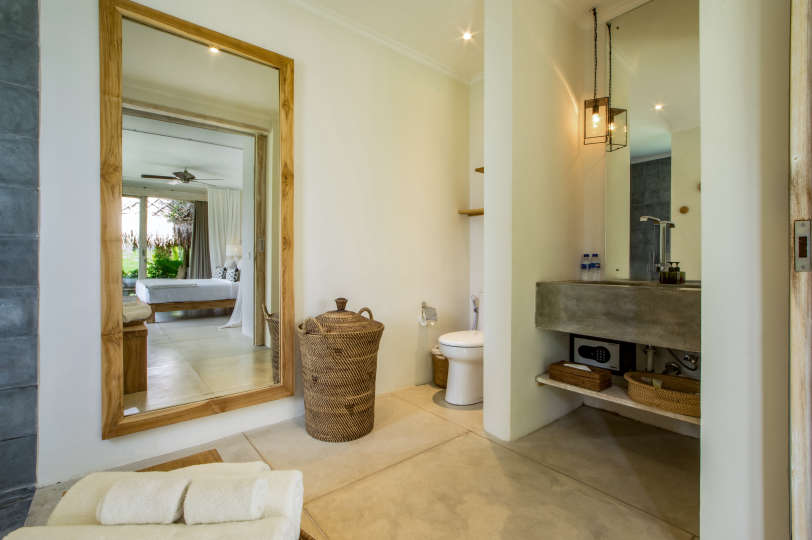 Luxury 5 Bedroom Villa with Private Pool, Bali Villa 2022
