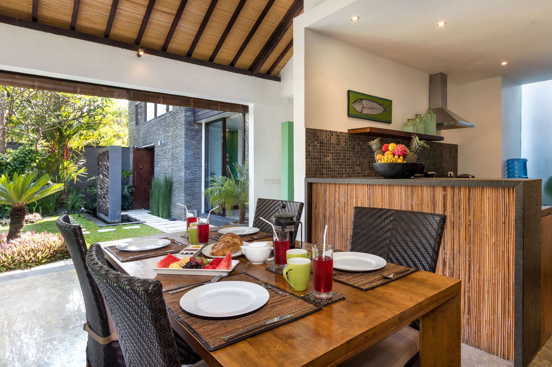 Beautiful 5 Star Holiday Villa in a Prime Location in Seminyak, Book Early to Secure Your Dates, Villa Bali 2026