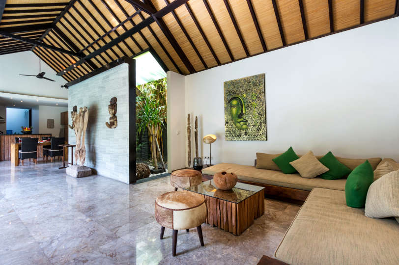 Beautiful 5 Star Holiday Villa in a Prime Location in Seminyak, Book Early to Secure Your Dates, Villa Bali 2026