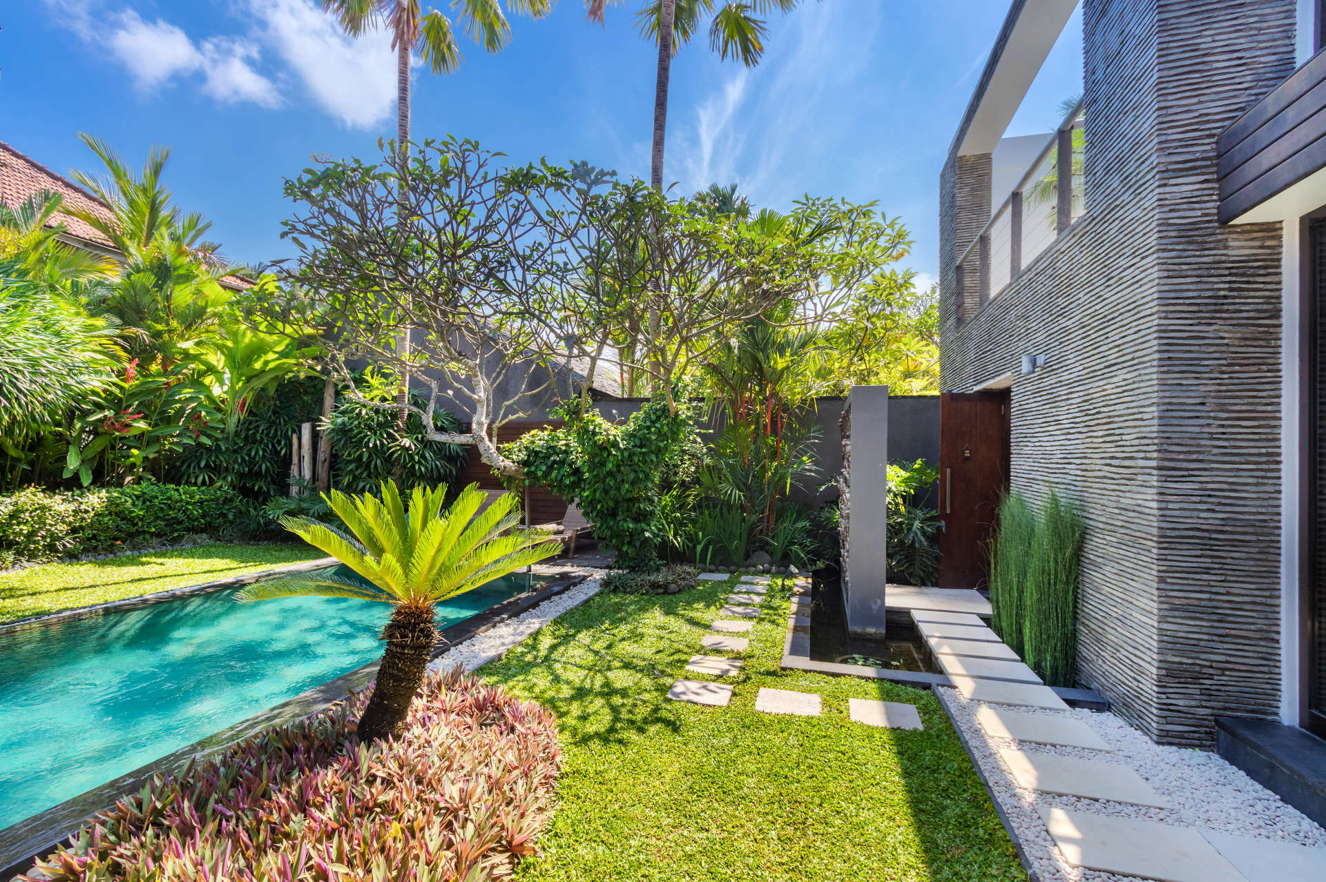 Beautiful 5 Star Holiday Villa in a Prime Location in Seminyak, Book Early to Secure Your Dates, Villa Bali 2026