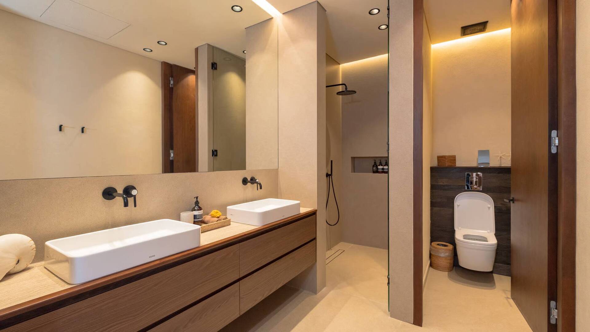 Elegant Berawa Retreat, Bali Villa 2029