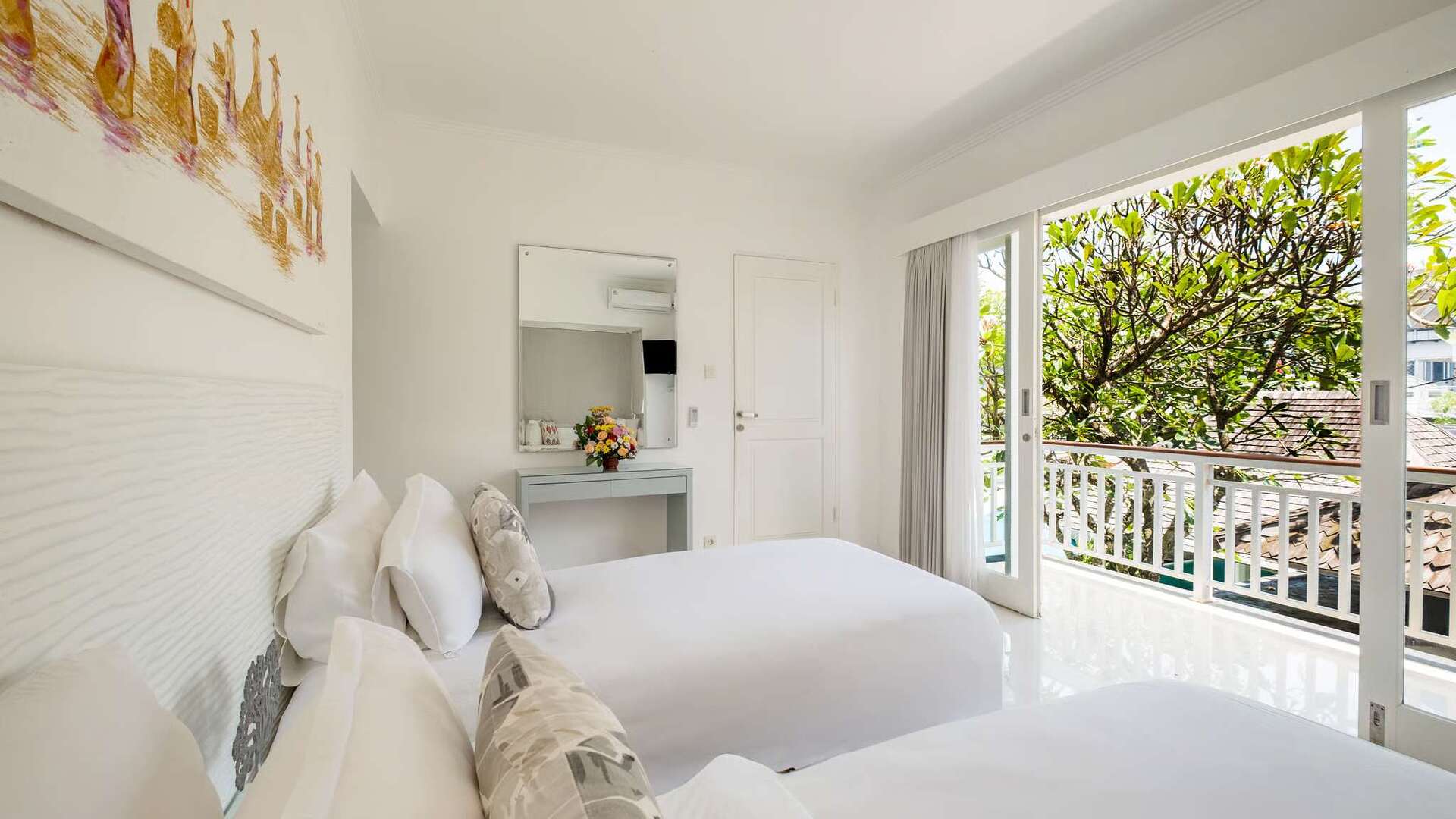 Chic Seminyak Escape, Bali Villa 2030