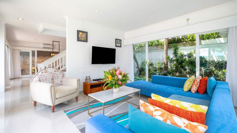 Chic Seminyak Escape, Bali Villa 2030