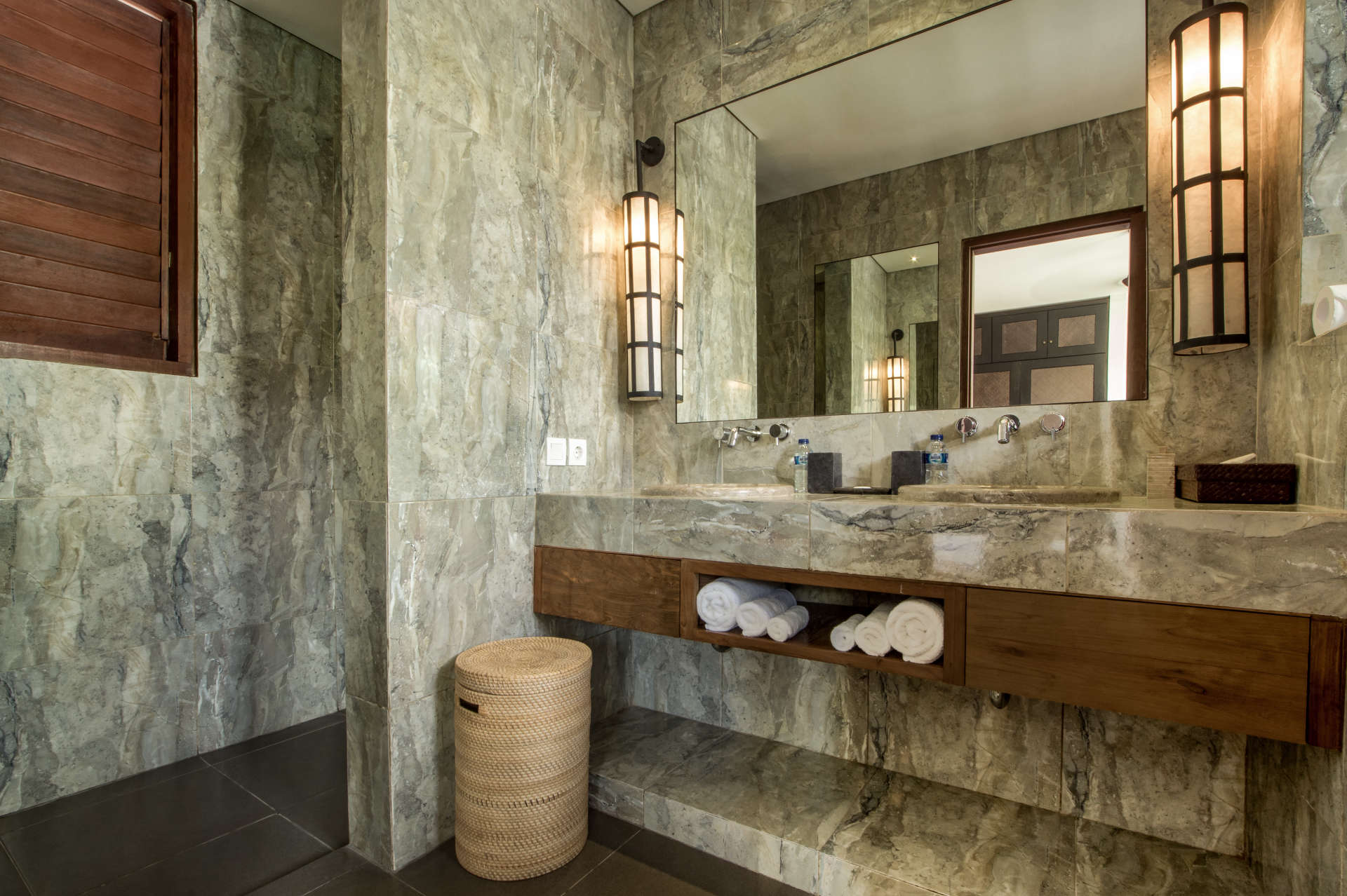 Rent Your Dream Holiday Villa with Private Pool in Seminyak’s most Exclusive Neighbourhood, Villa Bali 2034