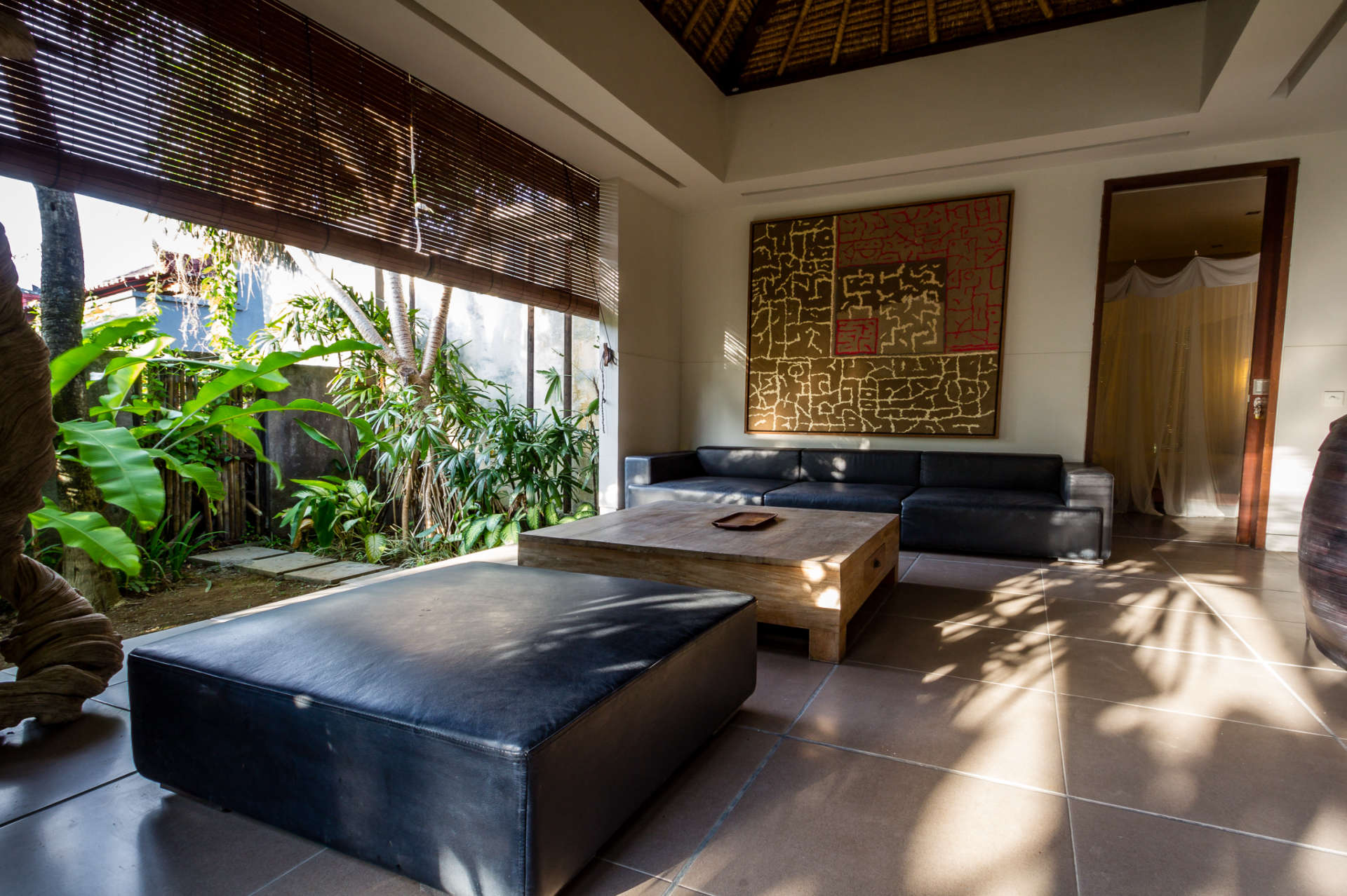 Rent a Luxury Villa in Bali Close to the Beach, Bali Villa 2035