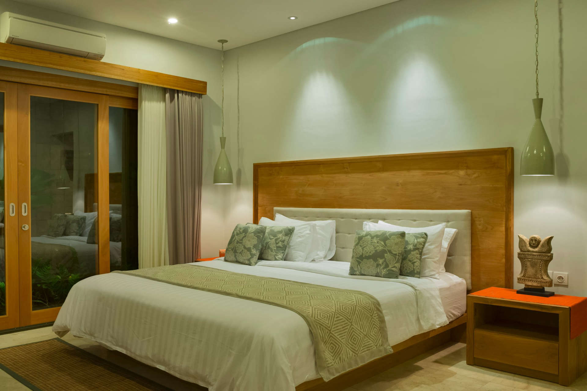 Imagine Your Family Renting a Luxury Holiday Villa Close to Seminyak’s Main Attractions, Villa Bali 2043