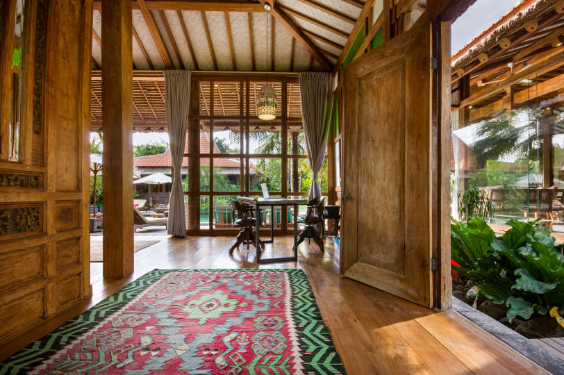 5 Star Villa in Bali, Minutes from the Beach, Bali Villa 2045