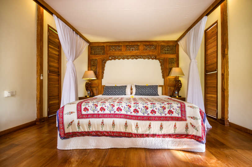 5 Star Villa in Bali, Minutes from the Beach, Bali Villa 2045