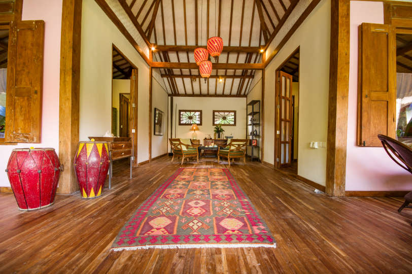 5 Star Villa in Bali, Minutes from the Beach, Bali Villa 2045