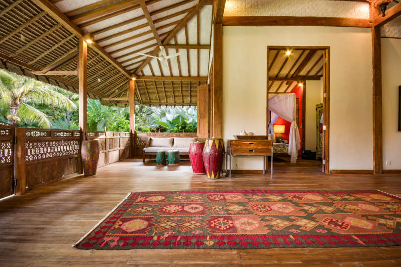 5 Star Villa in Bali, Minutes from the Beach, Bali Villa 2045