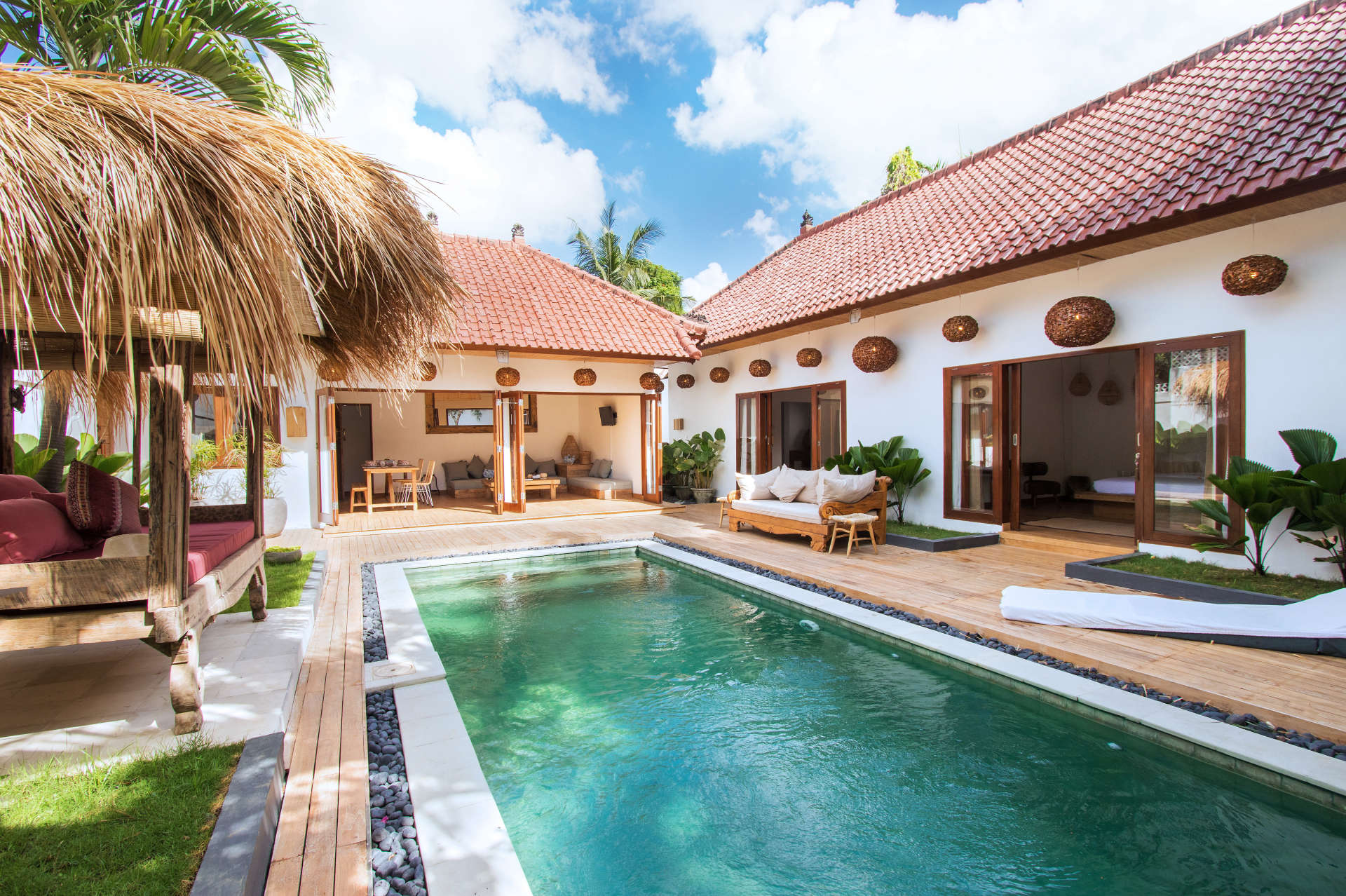 Beautiful 5 Star Holiday Villa in a Prime Location in Seminyak, Villa Bali 2046