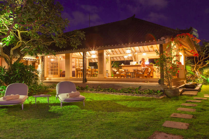 5 Star Villa for Rent in Bali, Bali Villa 2047