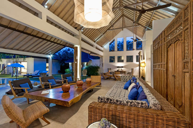 5 Star Villa in Bali, Minutes from the Beach, Bali Villa 2056