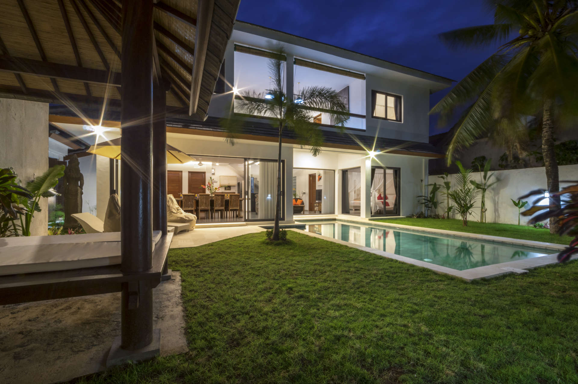 Rent a Luxury Villa in Bali Close to the Beach, Bali Villa 2057