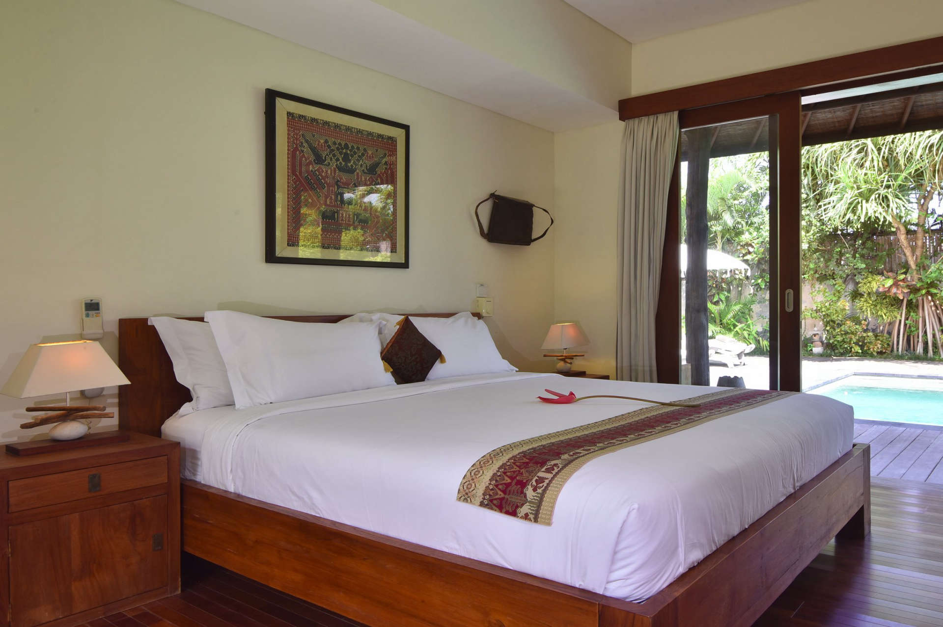 5 Star Villa in Bali, Minutes from the Beach, Bali Villa 2064