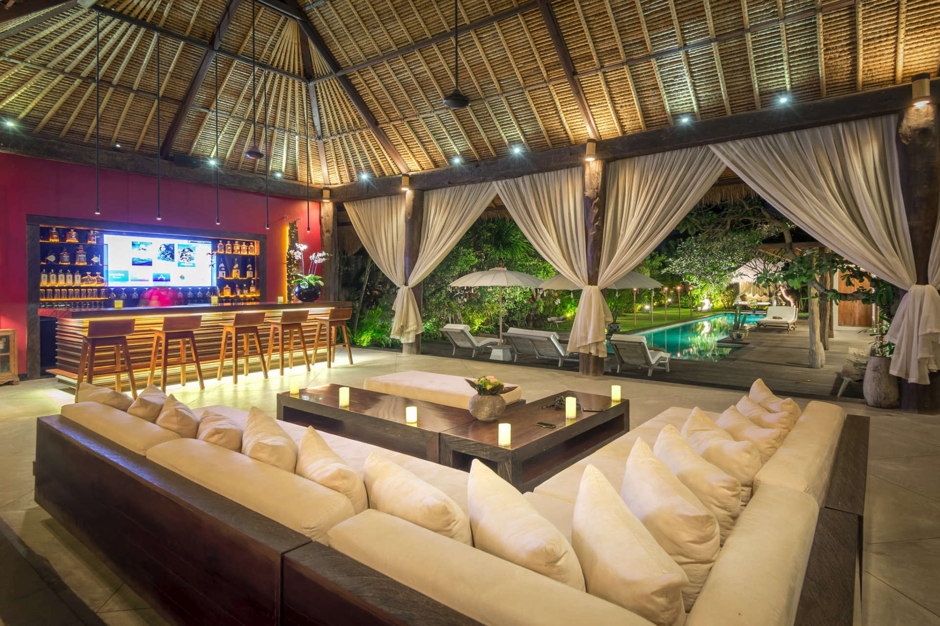 5 Star Villa in Bali, Minutes from the Beach, Bali Villa 2064