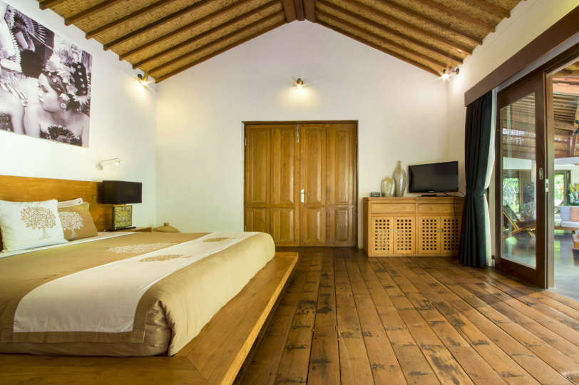 5 Star Villa in Bali, Minutes from the Beach, Bali Villa 2065