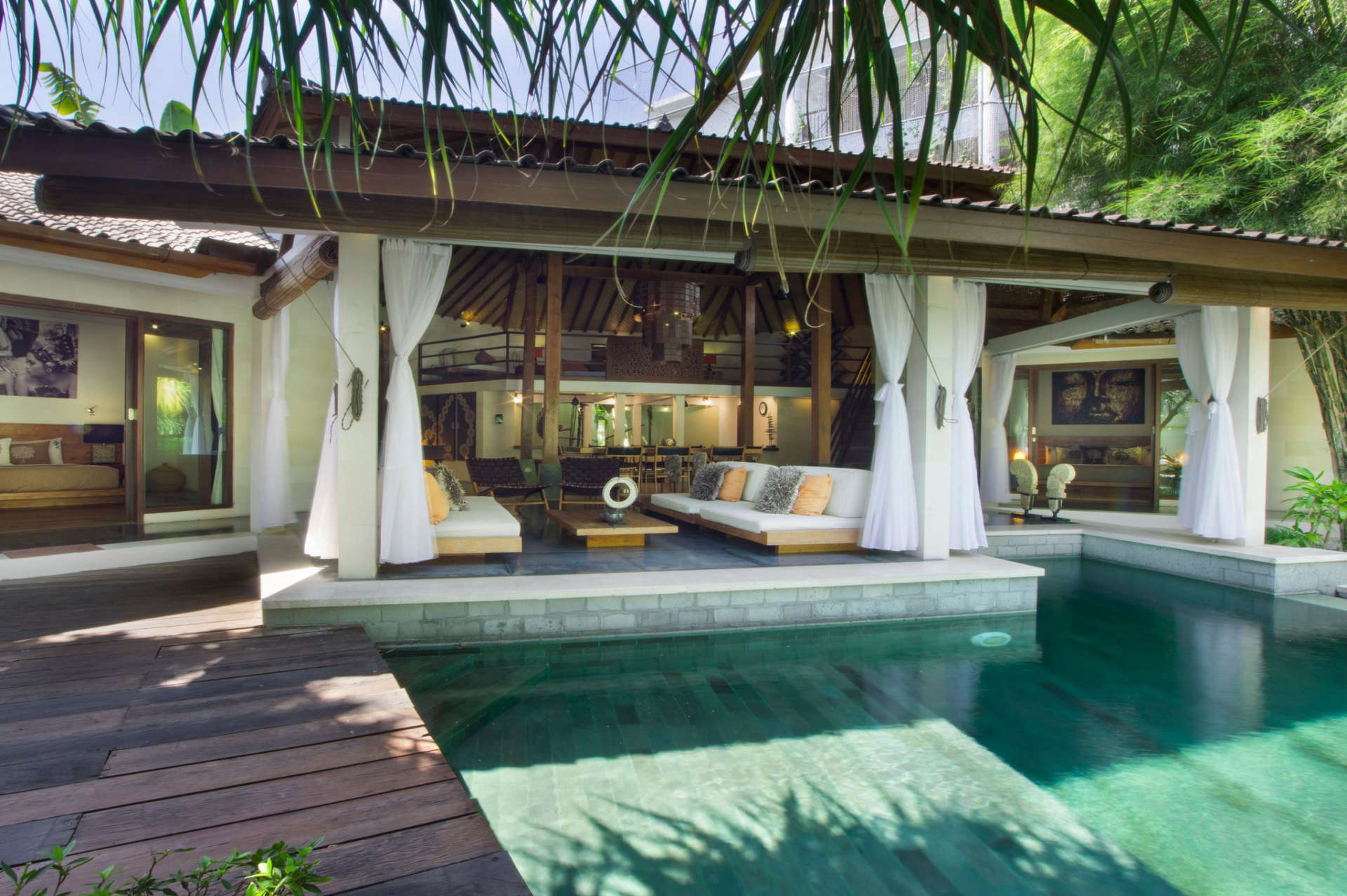 5 Star Villa in Bali, Minutes from the Beach, Bali Villa 2065