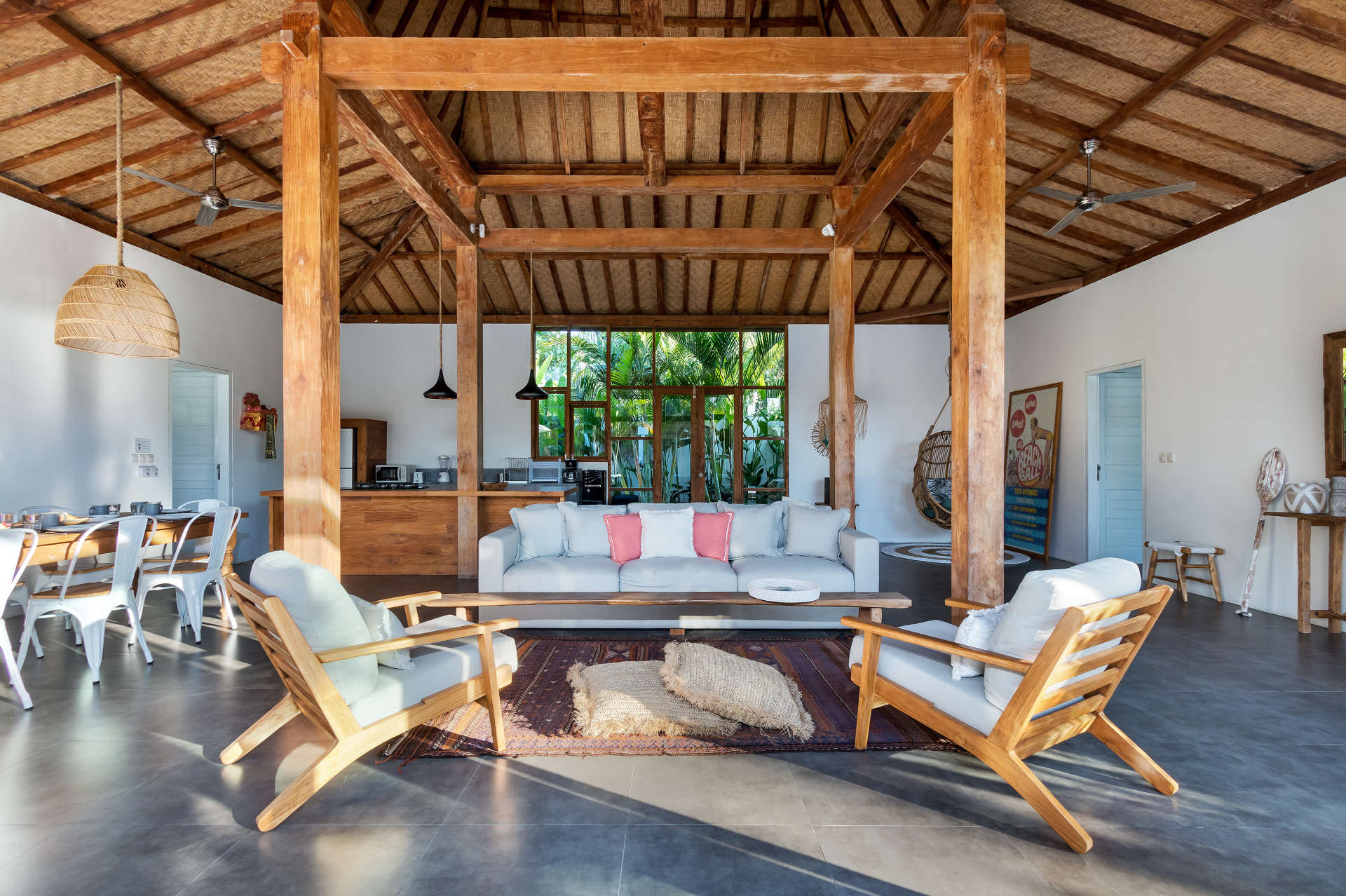 Luxury 4 Bedroom Villa with Private Pool, Bali Villa 2067