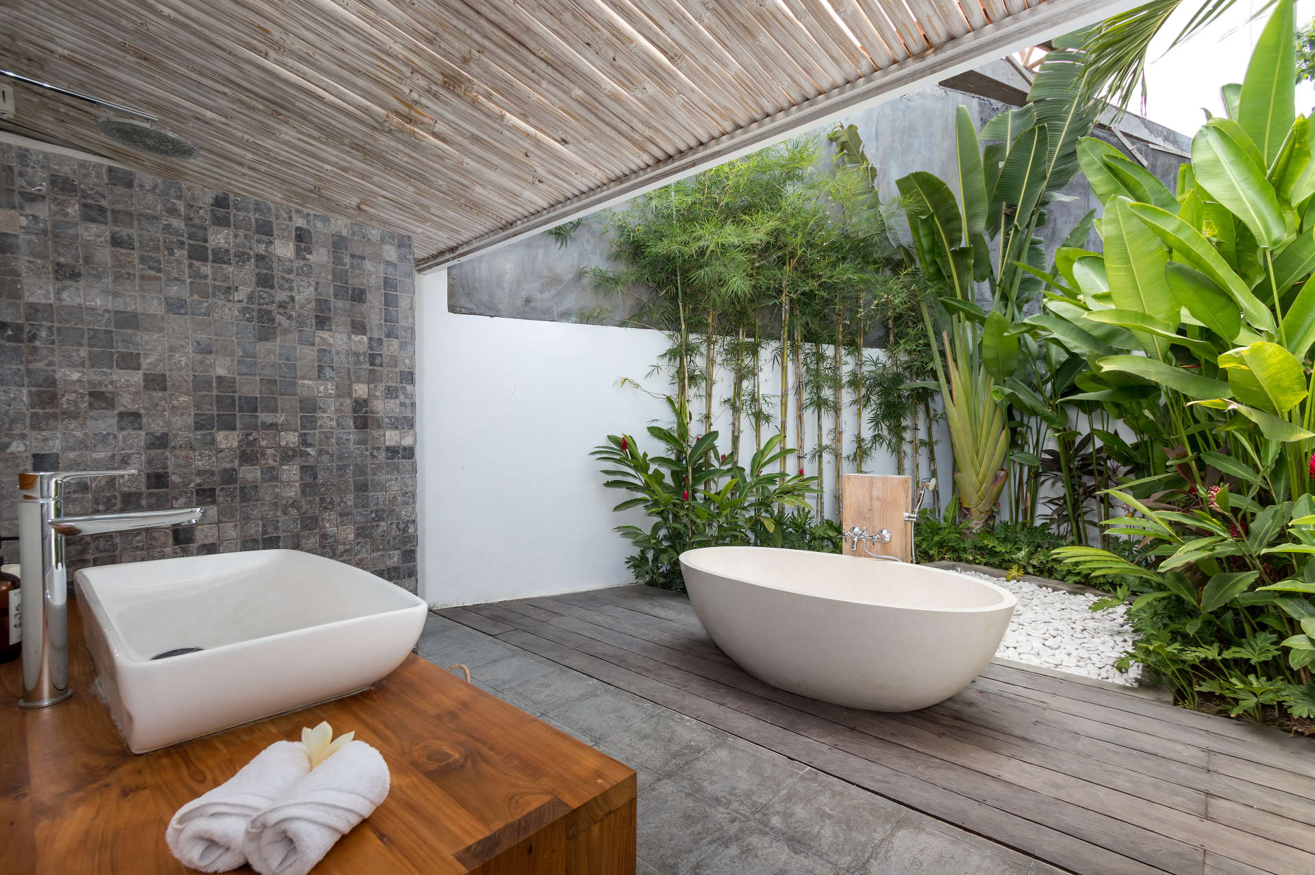 Luxury 4 Bedroom Villa with Private Pool, Bali Villa 2067