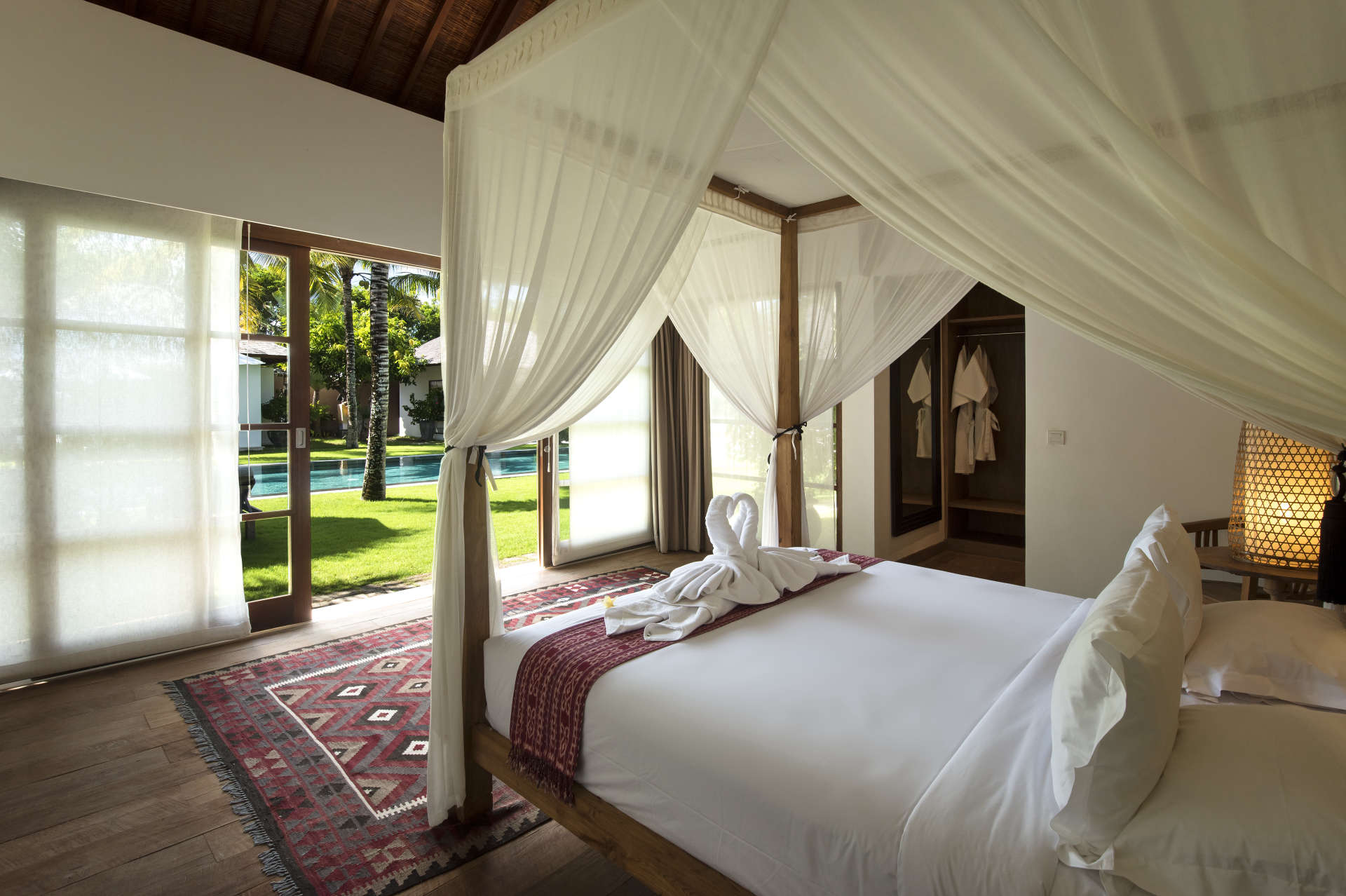 Luxury 7 Bedroom Villa in Seminyak with Private Pool, Bali Villa 2071