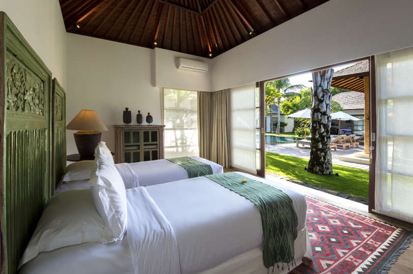 Luxury 7 Bedroom Villa in Seminyak with Private Pool, Bali Villa 2071