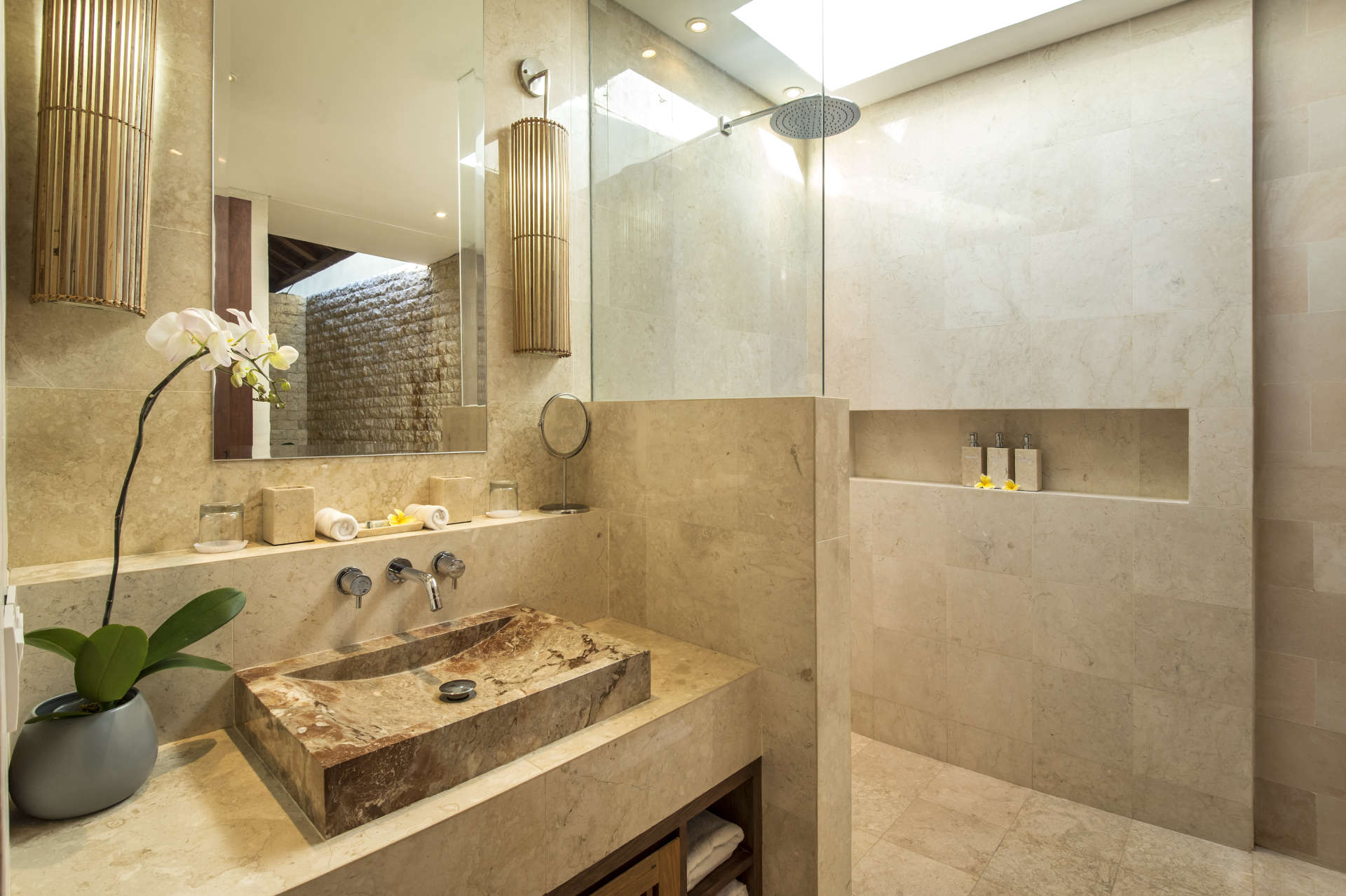Luxury 7 Bedroom Villa in Seminyak with Private Pool, Bali Villa 2071
