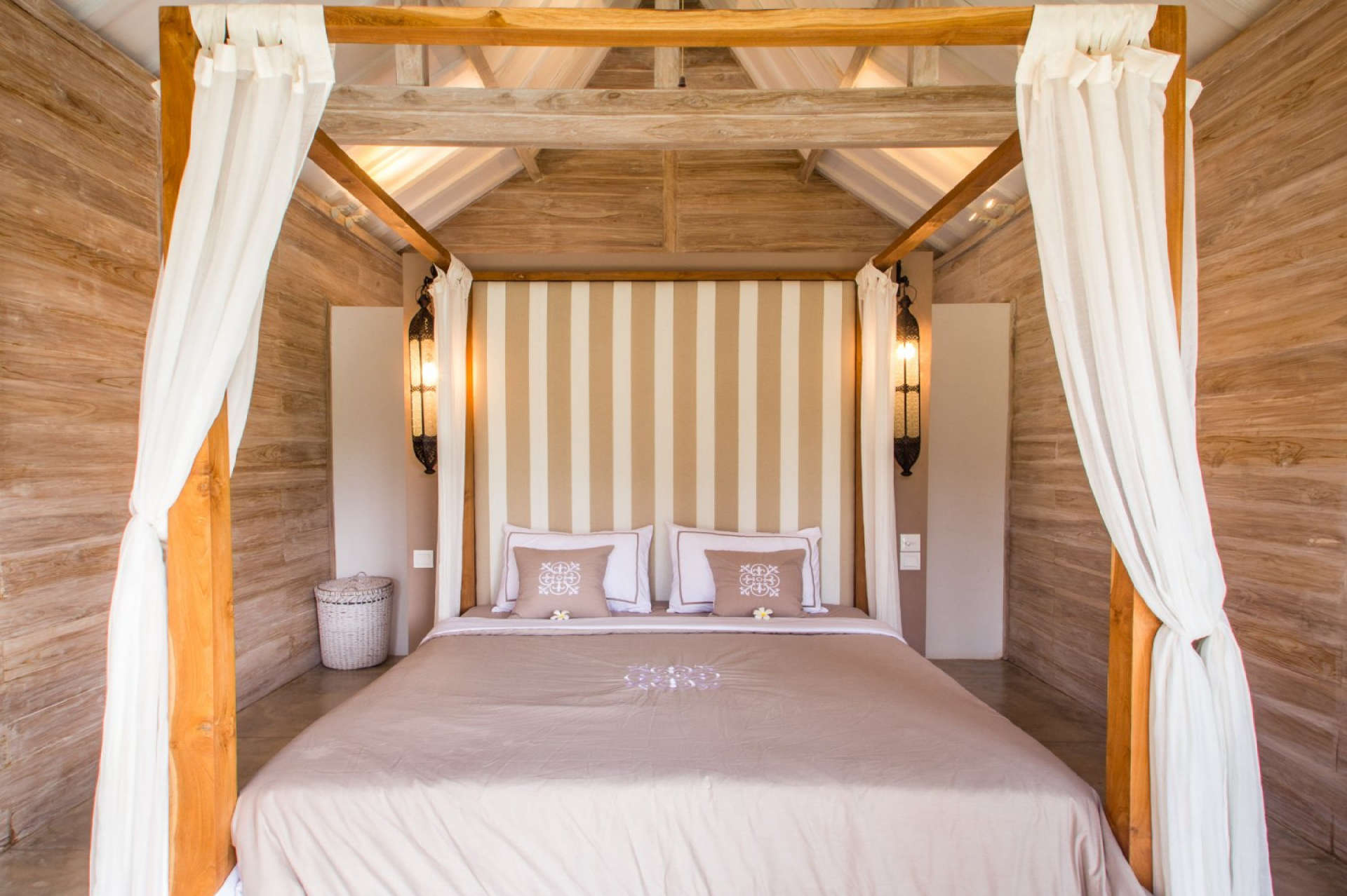 Picture This, Enjoying Your Holiday in a Luxury 5 Star Villa in Kerobokan, For Less Than a Hotel, Villa Bali 2072