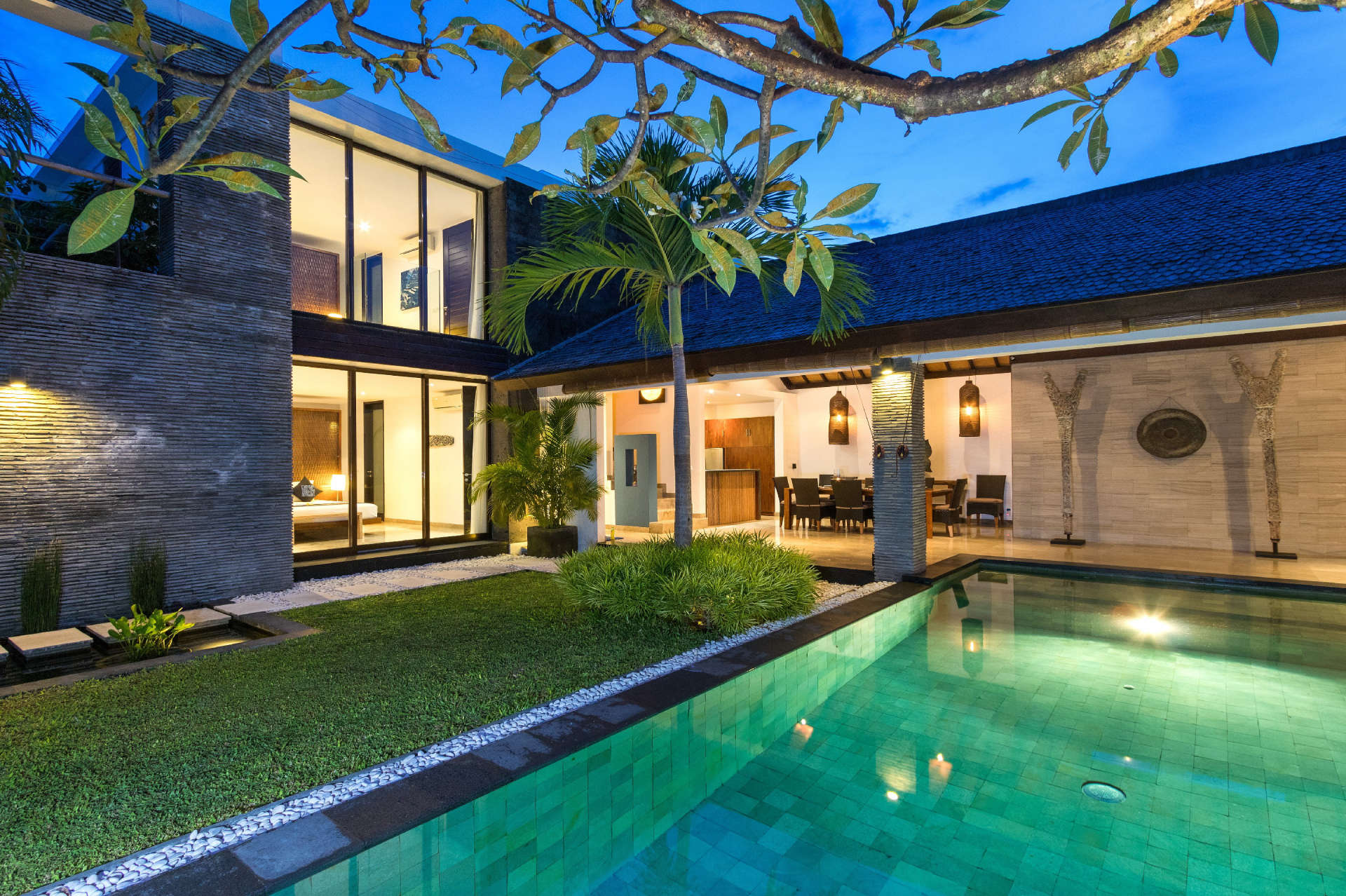 5 Star Villa in Bali, Minutes from the Beach, Bali Villa 2080