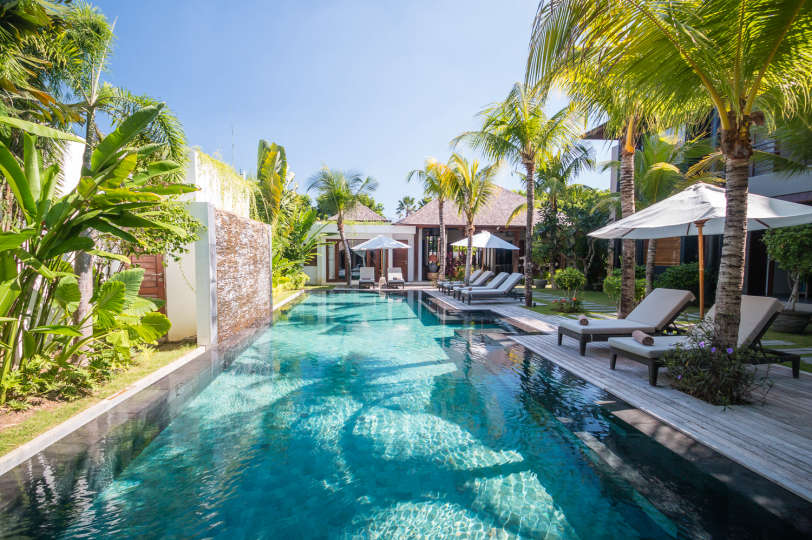 You will Love This Luxury 12 Bedroom Holiday Villa in Seminyak with Private Pool, Villa Bali 2081