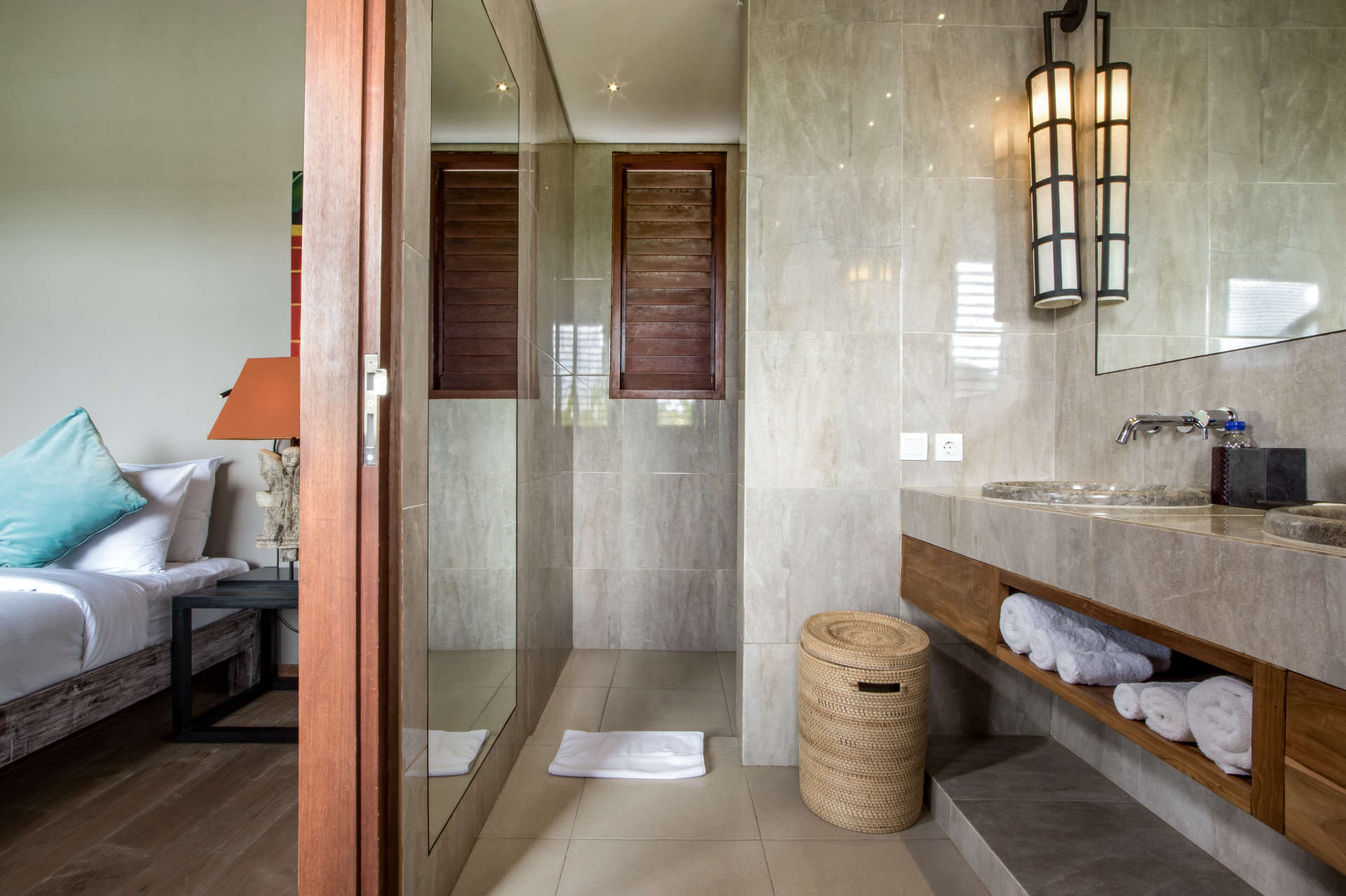 You will Love This Luxury 12 Bedroom Holiday Villa in Seminyak with Private Pool, Villa Bali 2081